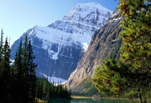 爱游戏体育：卡拉格：这支红军太依赖萨拉赫，以前困难时马内菲米能站出来.